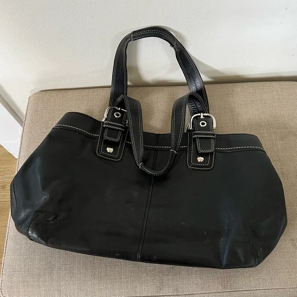 Coach Soho pleated leather purse - Picture 3 of 11